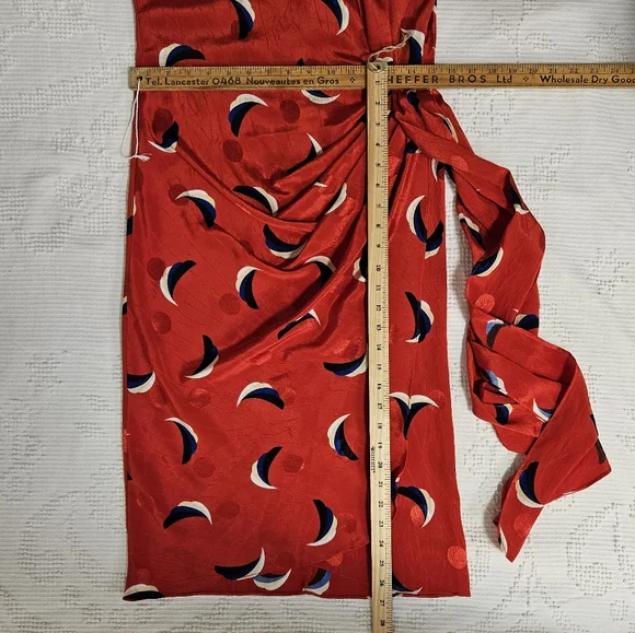 80s Ruched Red Dress - Picture 7 of 10